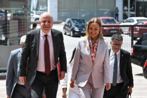 20 ZAFER PARTISI GENEL BASKANI OZDAG CHP GENEL BASKANI OZELI ZIYARET ETTI