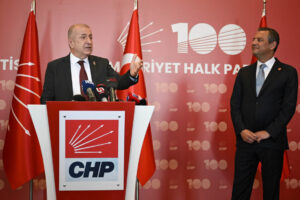 8 ZAFER PARTISI GENEL BASKANI OZDAG CHP GENEL BASKANI OZELI ZIYARET ETTI