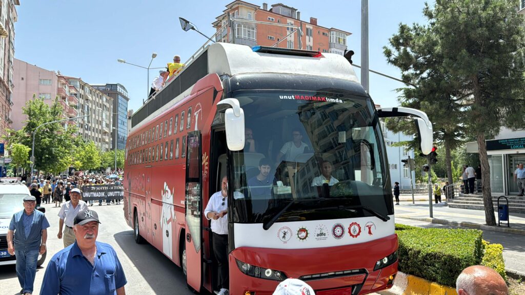 AA 20240703 35043763 35043752 CORUM OLAYLARININ 44 YILINDA HAYATINI KAYBEDENLER ANILDI