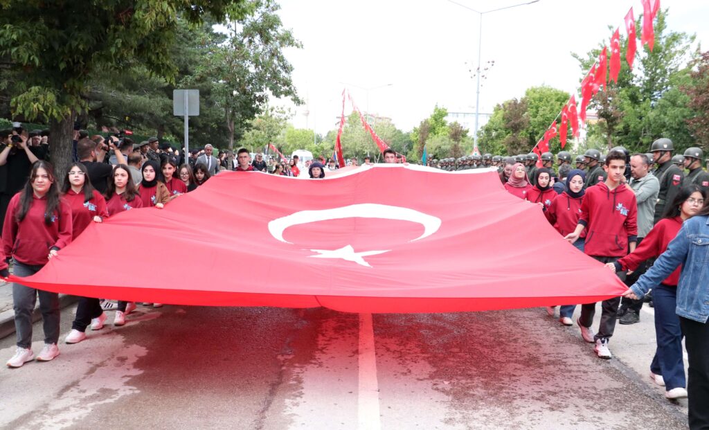 Atatürk’ün Erzurum’a Gelişinin 105. Yıl Dönümü Törenle Kutlandı