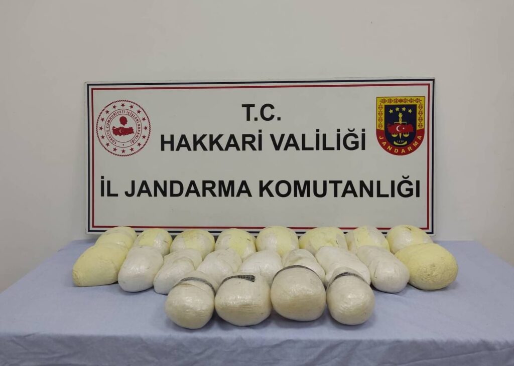 Şemdinli’de Uyuşturucu Operasyonu: 23 Kilo 350 Gram Sentetik Uyuşturucu Ele Geçirildi