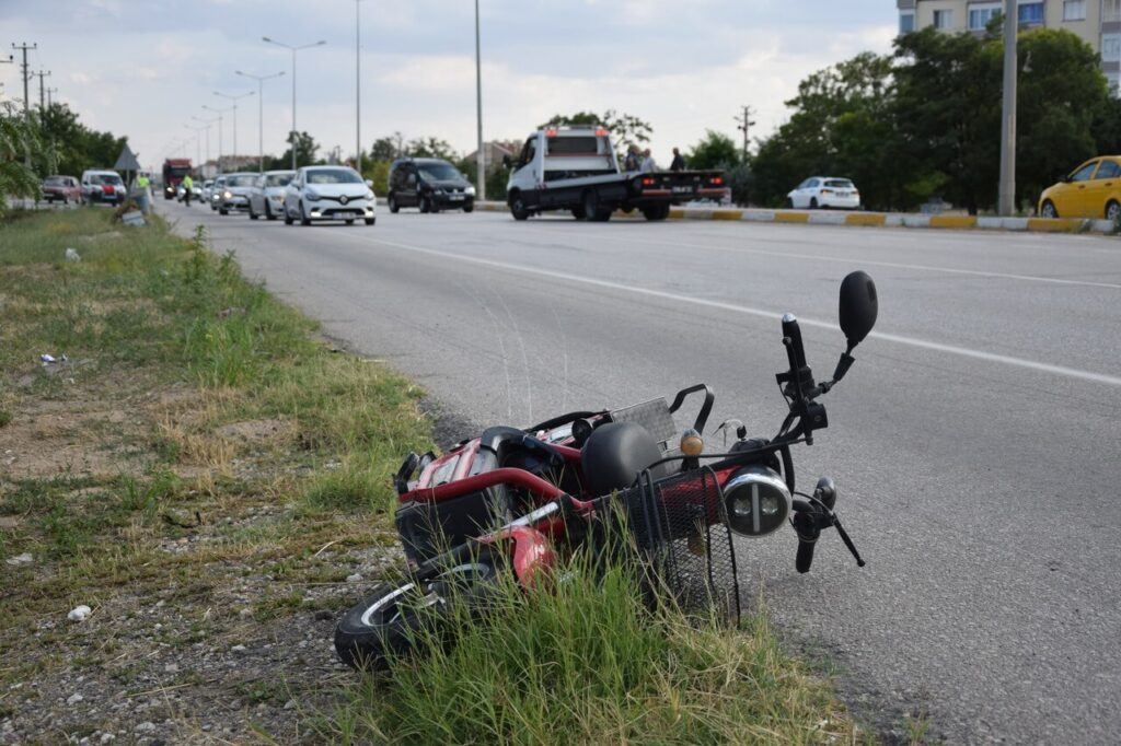 Konya’da Emekli Polis, Trafik Kazasında Hayatını Kaybetti
