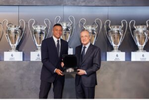 Mbappe Rekor Bedelle Real Madrid’de!