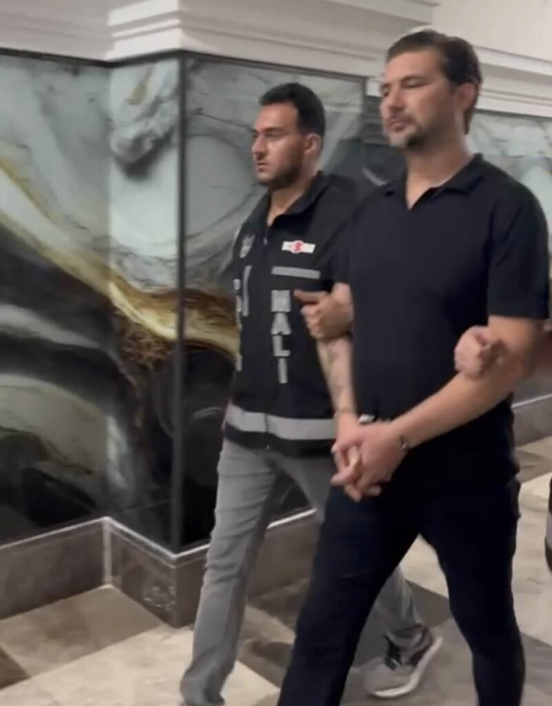 SOSYAL MEDYA FENOMENI NESLIM GUNGEN VE ESI GOZALTINA ALINDI 2