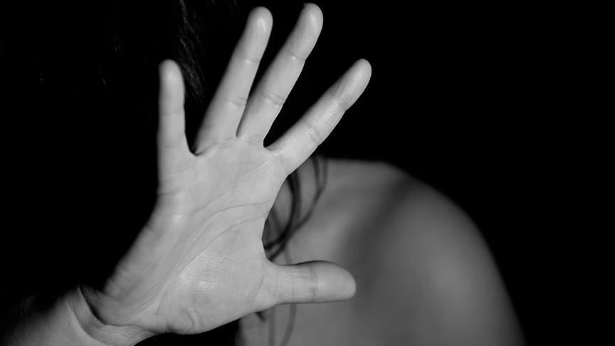 Kocaeli’de Aile İçi Şiddet: Boşanma Aşamasındaki Eşi ve Çocuklarını Yaralayan Zanlı Gözaltında