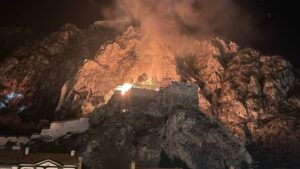Amasya’da Otluk Alanda Çıkan Yangın Ormana Sıçradı