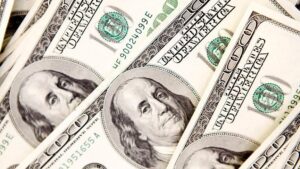 TL, Haftaya Dolar Karşısında Değer Kazancıyla Başladı