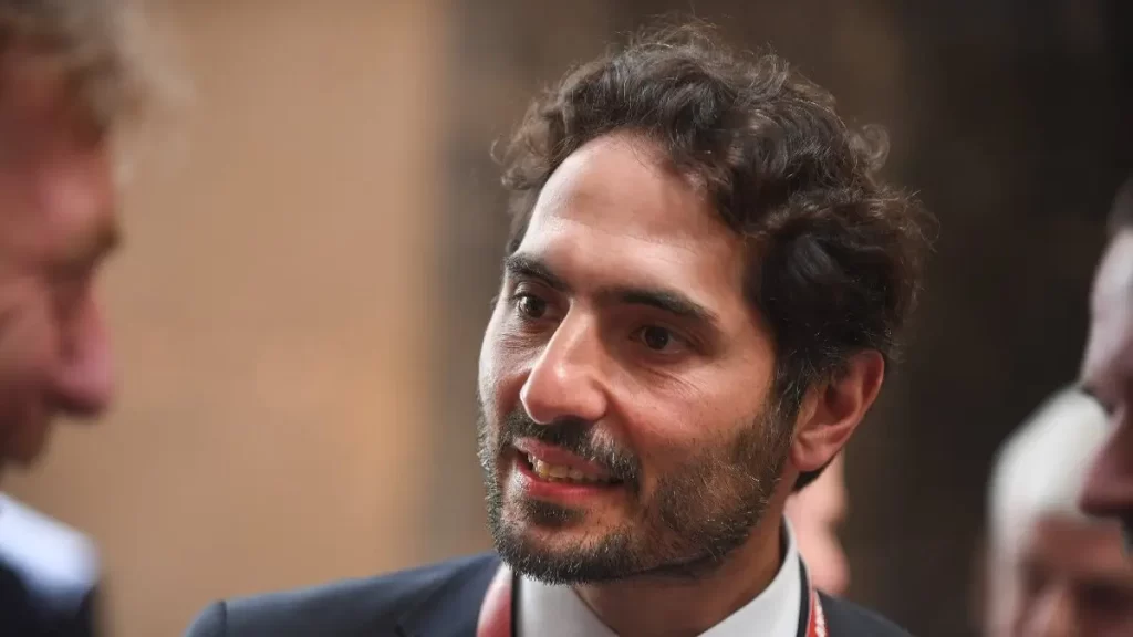 hamit altintop kovuldu mu ayrildi mi