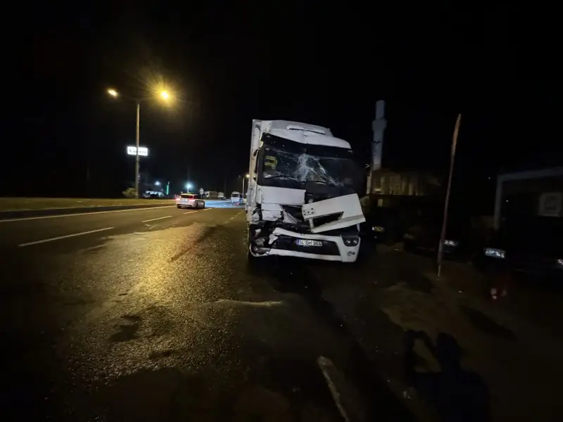 BOLU DAGINDA FRENI TUTMAYAN TIRIN CARPTIGI TAKSIDEKI 1 KISI YARALANDI