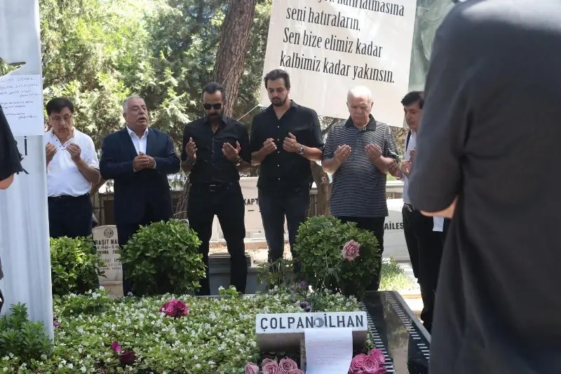 COLPAN ILHAN DOGUM GUNUNDE MEZARI BASINDA ANILDI