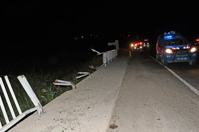 Kopru Bariyerlerini Asan Otomobil Faciasinda Genc Surucu Hayatini Kaybetti 2