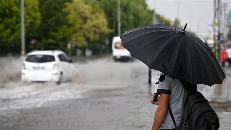 Meteorolojiden Batı Anadolu’ya Kuvvetli Yağış Uyarısı