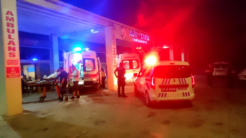 Park Yeri Kavgası, Komşuları Hastanelik Etti: 4 Yaralı