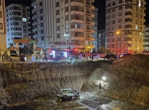 Şanlıurfa’da İnşaat Kazısı Tehlikeye Davetiye Çıkardı: 3 Yaralı