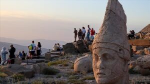Nemrut’u Bize Armağan Eden Kadın: Doğan Satmış’tan Theresa Goell’in İlham Verici Hikayesi