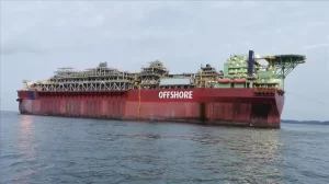 Petrol Fiyatları Düşüşte: Brent Petrol 76,11 Dolar Seviyesinde