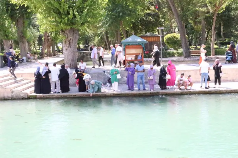 Şanlıurfa Kavruluyor: Termometreler 46 Dereceyi Gösterdi!