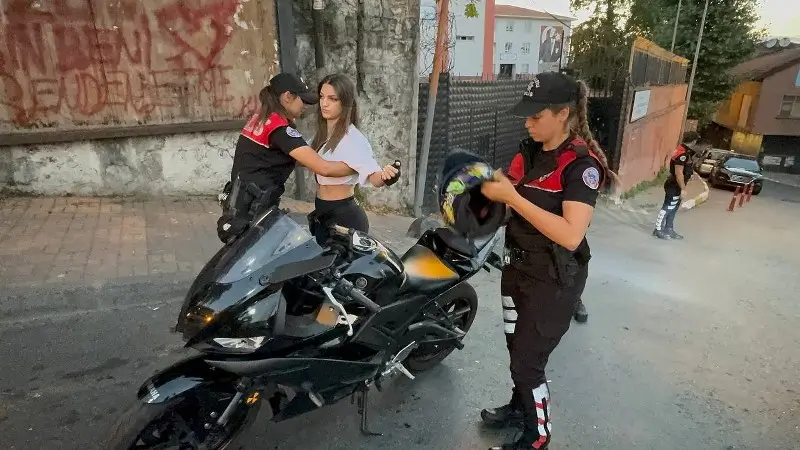 sislide narkotik uygulamasina 79 polis katildi 4 kisi gozaltinda 3